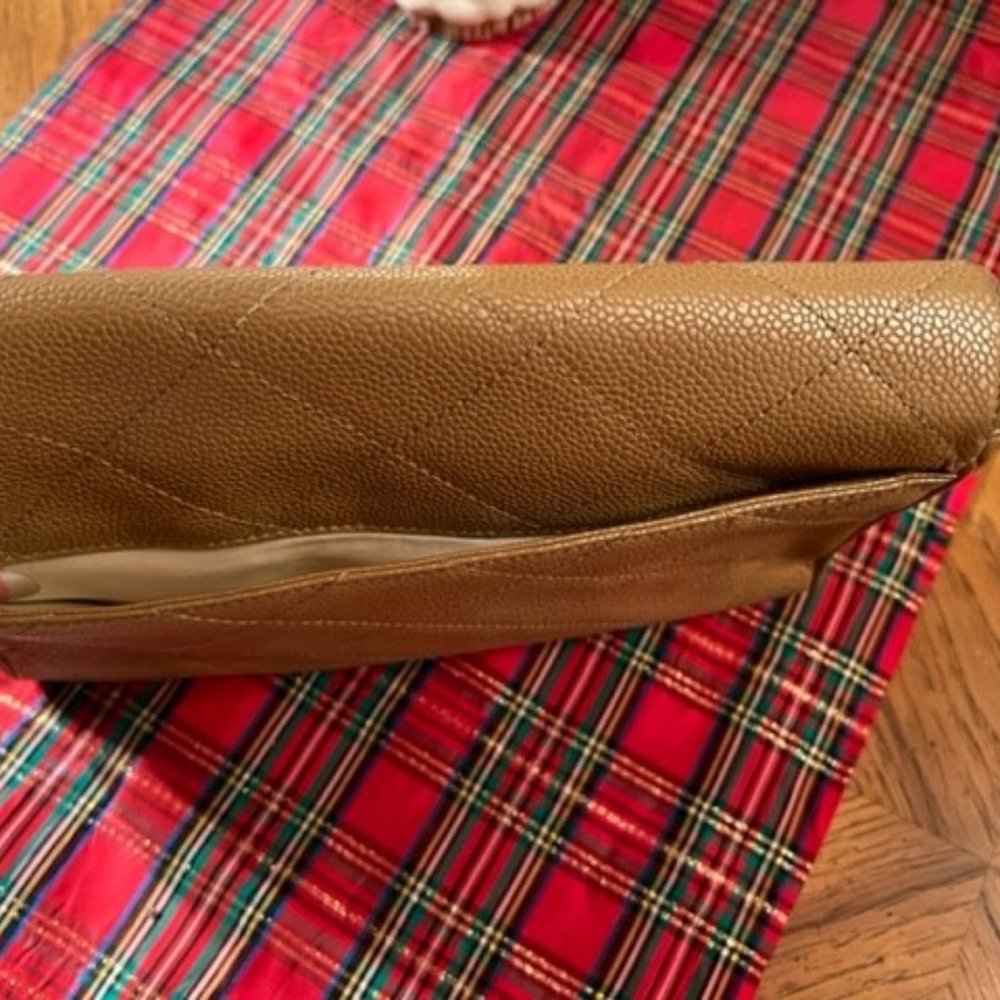 Chanel vintage butterscotch pearlized iridescent caviar lambskin purse